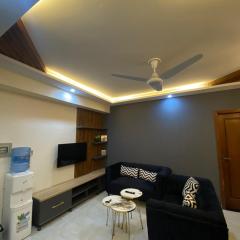 Skyline Apartments, Transit 1BHK, Near Motorway & Airport