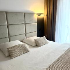 Adora Park Exclusive Stay