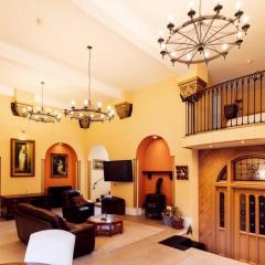 Bastian Gate Gosford Castle