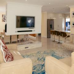 Lovely and Peaceful 3 bedroom house