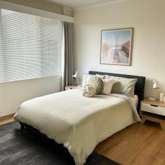 Renovated Cosy Stay Near CBD & StKilda with Pool & Sauna
