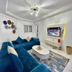 Seaside 1 min From Beach & Train Station