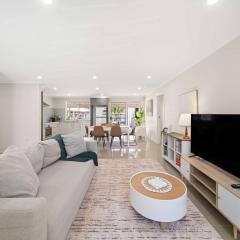 Buddina Bliss - Pet-friendly Retreat by the Beach