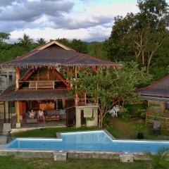 Private house with pool, ocean view and sunset
