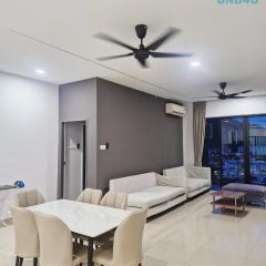 Minimalist Dual-Key Stay with 4BR at Farlim Penang