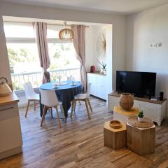 Joli T2 climatisé bord de mer tout équipé