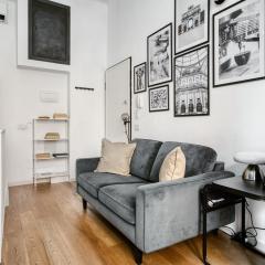 Black & White Escape