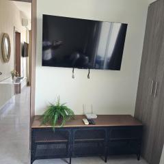 RIKI R Boca del Mar III Apartment 406