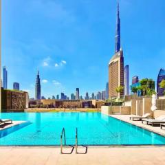 Downtown Views Chic 1BR Near Burj Khalifa & Dubai Mall
