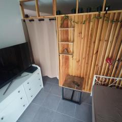 appartement lit 1 personne avec matelas d'appoint 1 personne