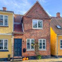 Beautiful Home In Rudkøbing With Wifi