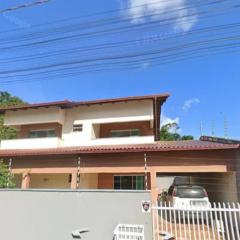 Casa Espaçosa e Confortável