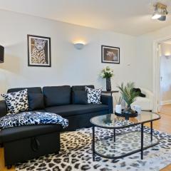 The Tudor Escape - Stylish City Centre 3 Bed