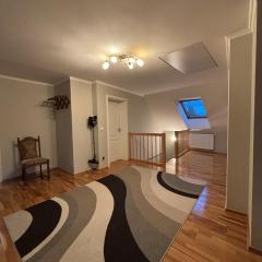 Moderne 4-Zimmer Wohnung am Rande von Dresden
