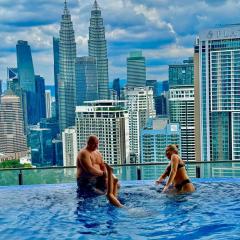 Infinitum Sky Pool Suites Kuala Lumpur