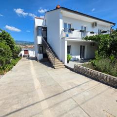 SLAVICA NV - Apartment for 8 persons
