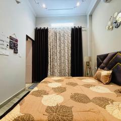 Nushki's House with 1BHK in Malviya Nagar