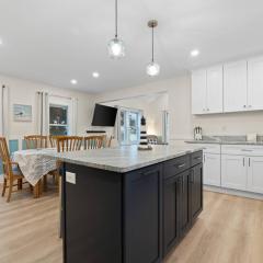 Seabird Lookout: White Horse Beach Plymouth