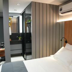 Lindo Flat com Jacuzzi perto do Mar