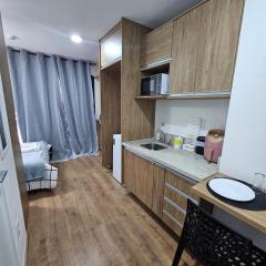 Wood One - Apto com varanda e Fácil acesso ao Metrô e Expo Imigrantes