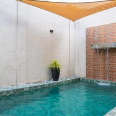 A-Frame Cabin Staycation With Pool, Games & BBQ For Up To 20 Guests