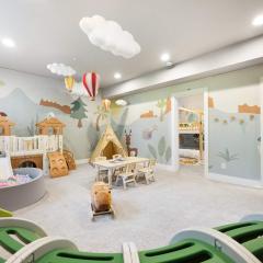 Kirkland Modern 4BR Family Oasis Kids Paradise