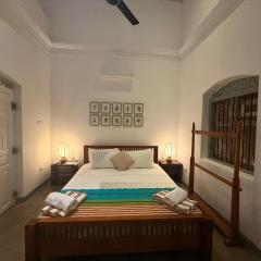 Indigaslanda Walawwa - Private Villa with Pool in Negombo