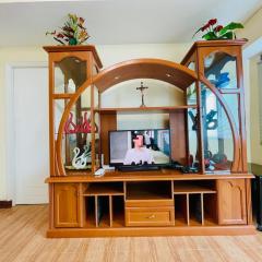 Charming 1BR condo unit Across US Embassy