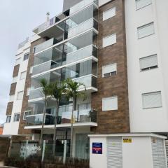Apartamento na praia de Palmas à 200m do mar