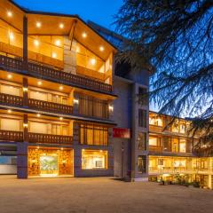 Zostel Kasol, Main Market