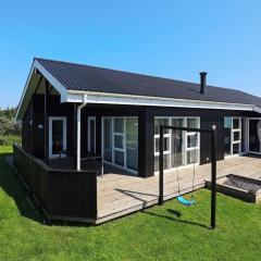 6 person holiday home in Hirtshals-By Traum