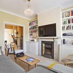 Relaxing Central Windsor Getaway for Families