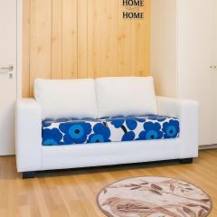 Cozy 2-Bedroom Apartment- 300m to Metro & Shops