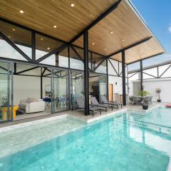 NEW! Sleek Design Oxygen Pool Villa 3 BR - Sunset Garden 14