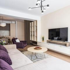 Urban Amethyst Haven - 1BR Apartment with Balcony