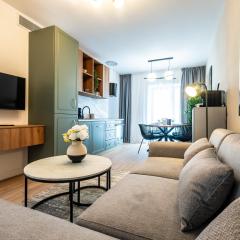 Urban Green Haven - 1BR Apartment with Balcony