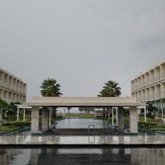 Golden Sands - By The Bay Resorts