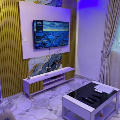 Unique Grace Lovely 1 bedroom, Wi-fi, & 247 light