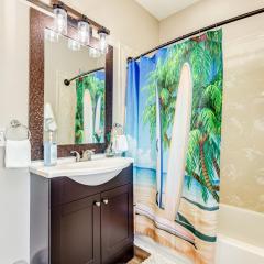 Stunning Beachfront Dog Friendly Sleeps 8