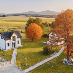 Nuka House - Teatr Natury z Jacuzzi