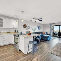 Bright Stylish Condo with Balcony