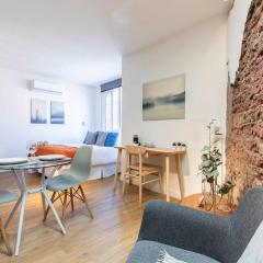 HOM I Amplio y luminoso Departamento en Barrio Lastarria