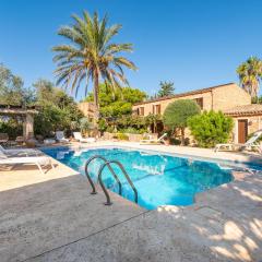 Finca Can Quadrat by Mallorca House Rent