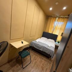 Group-Friendly 4BR Close to Westbahnhof