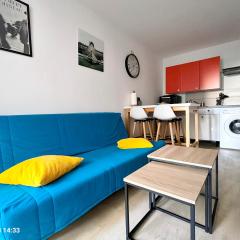 Chez les filles Defrance