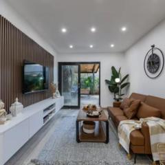 Luxury 2BR Villa by Tamarindo, AC, Private Yard