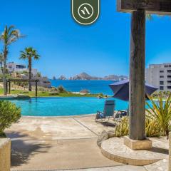 Beachfront Condo with Amazing View to the Sea