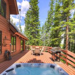 Rendezvous Chalet - Hot Tub Views & Family Ready