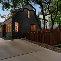 Bouldin Modern - Luxury Wellness Retreat