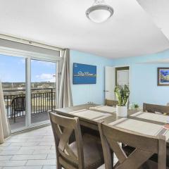 High Seas by StayMareni - Oceanfront Escape